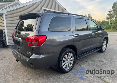 2012 Toyota Sequoia Limited из США, поврежденный, VIN 5TDJY5G16CS064621